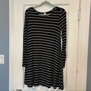 Old Navy Swing Dress PETITE